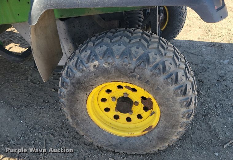 image for item JG9619 John Deere Gator XUV 850D  utility vehicle