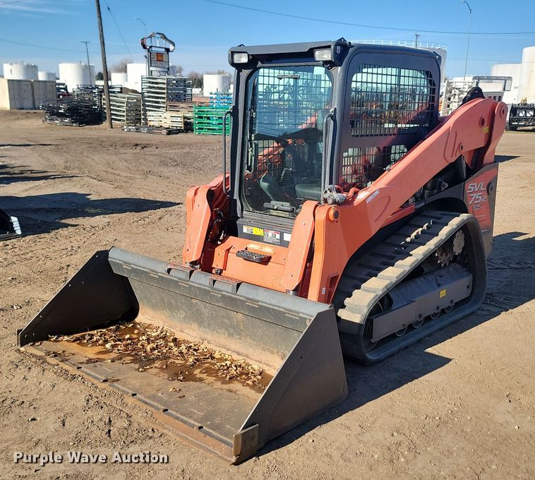 image for item JG9621 Kubota SVL 75-2  tracked skid steer loader