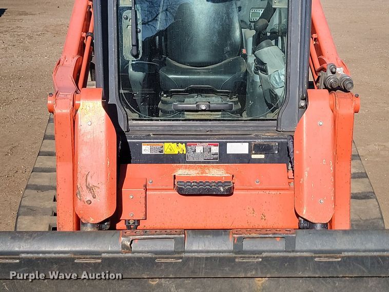 image for item JG9621 Kubota SVL 75-2  tracked skid steer loader