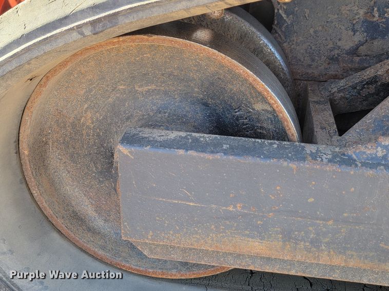 image for item JG9621 Kubota SVL 75-2  tracked skid steer loader