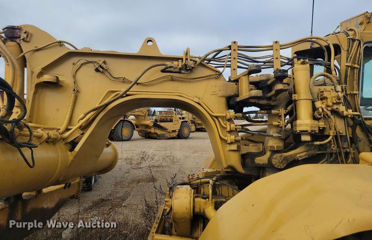 image for item JG9623 1983 Caterpillar 627B  conventional scraper