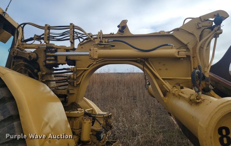 image for item JG9623 1983 Caterpillar 627B  conventional scraper