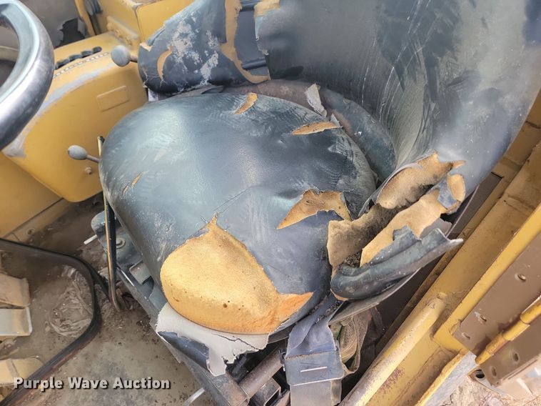 image for item JG9623 1983 Caterpillar 627B  conventional scraper