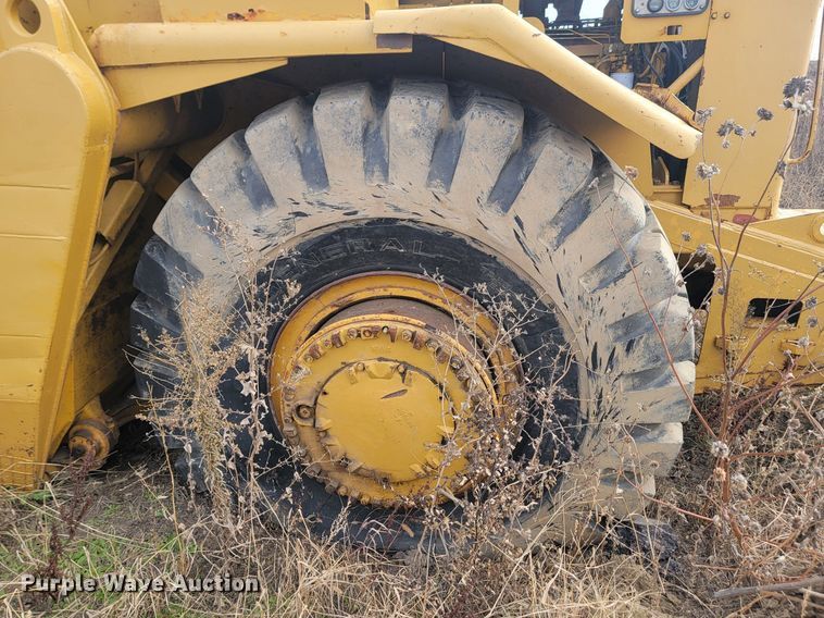 image for item JG9623 1983 Caterpillar 627B  conventional scraper