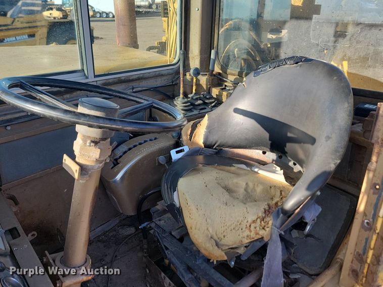 image for item JG9624 1978 Caterpillar 627B  conventional scraper