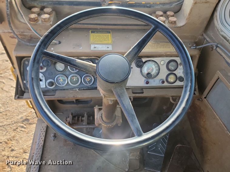 image for item JG9624 1978 Caterpillar 627B  conventional scraper