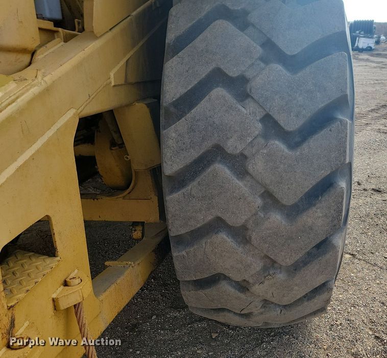 image for item JG9624 1978 Caterpillar 627B  conventional scraper