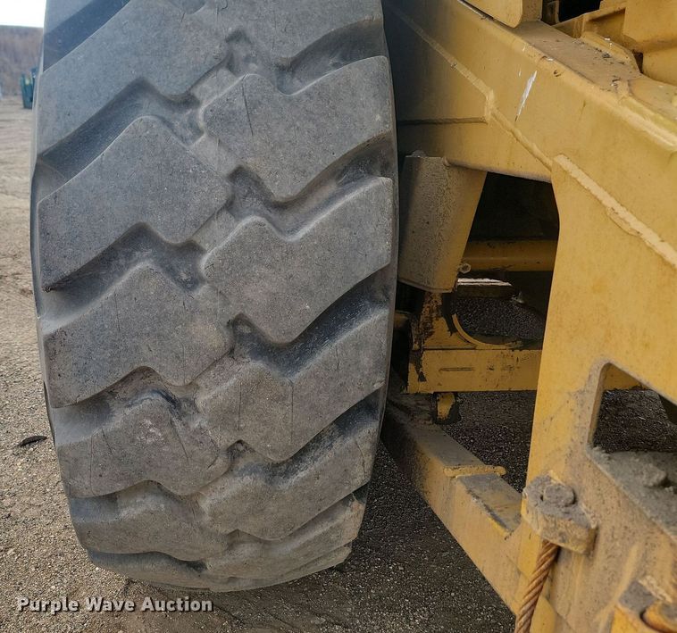 image for item JG9624 1978 Caterpillar 627B  conventional scraper