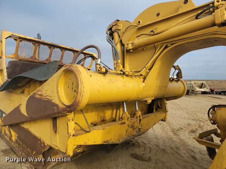 image for item JG9625 1982 Caterpillar 627B  conventional scraper