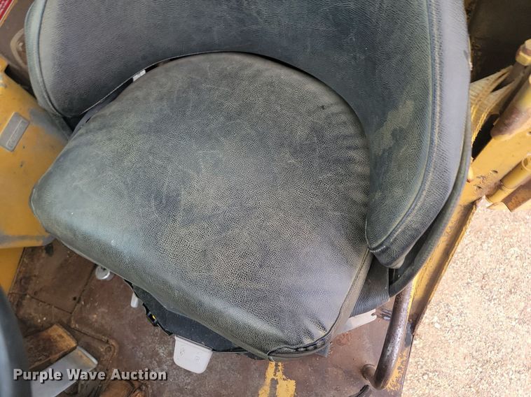 image for item JG9625 1982 Caterpillar 627B  conventional scraper