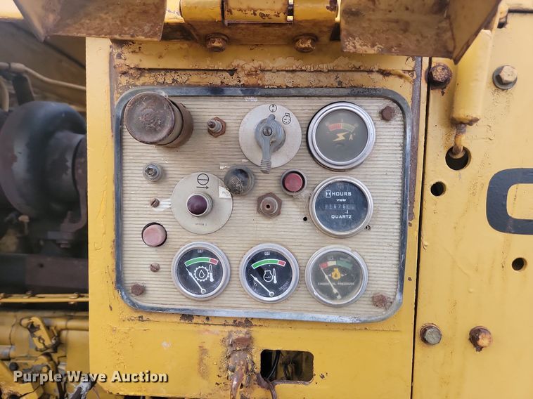 image for item JG9625 1982 Caterpillar 627B  conventional scraper