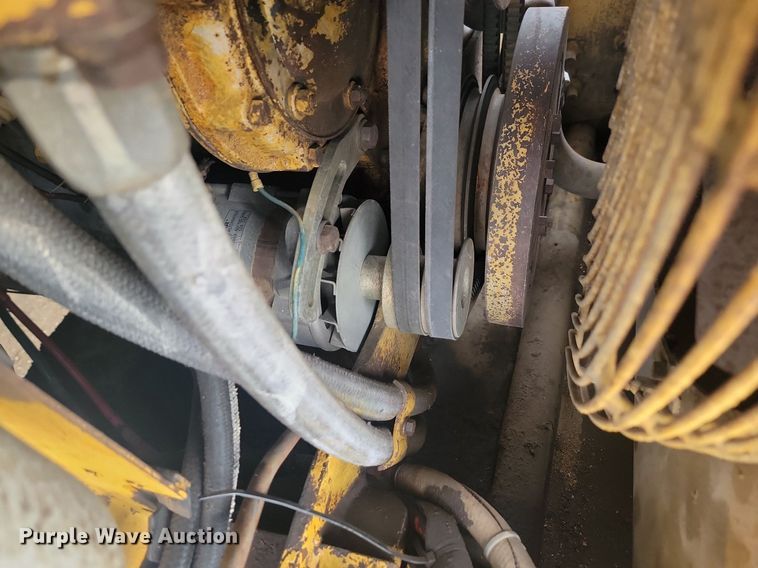 image for item JG9625 1982 Caterpillar 627B  conventional scraper