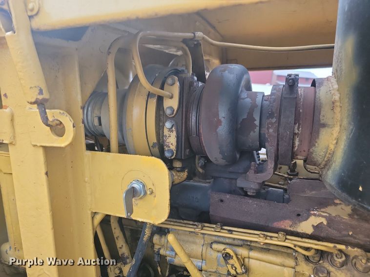 image for item JG9625 1982 Caterpillar 627B  conventional scraper