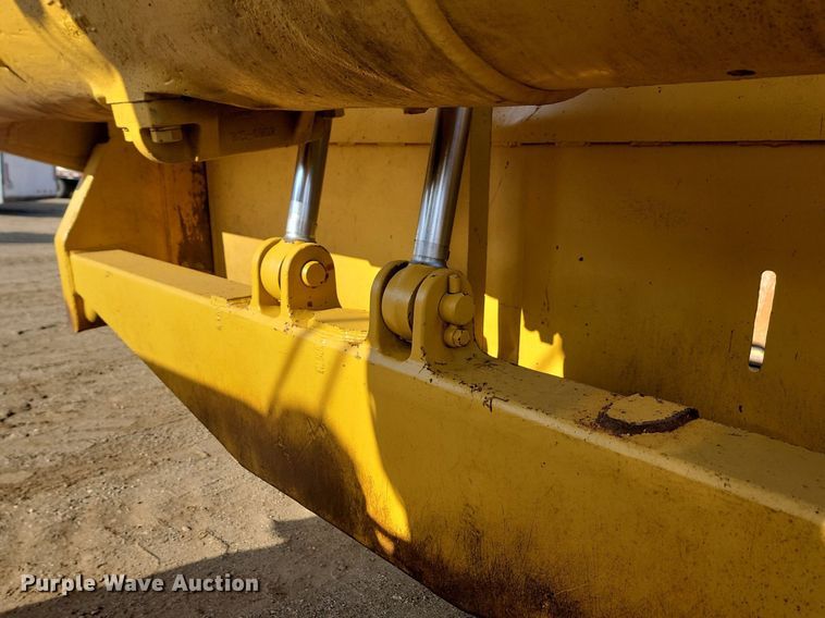 image for item JG9626 1989 Caterpillar 627E  conventional scraper