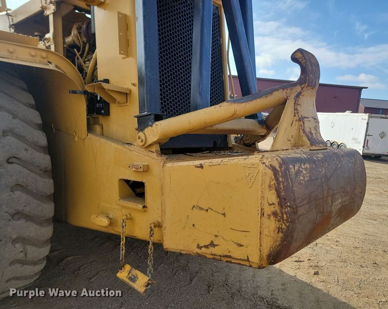 image for item JG9626 1989 Caterpillar 627E  conventional scraper