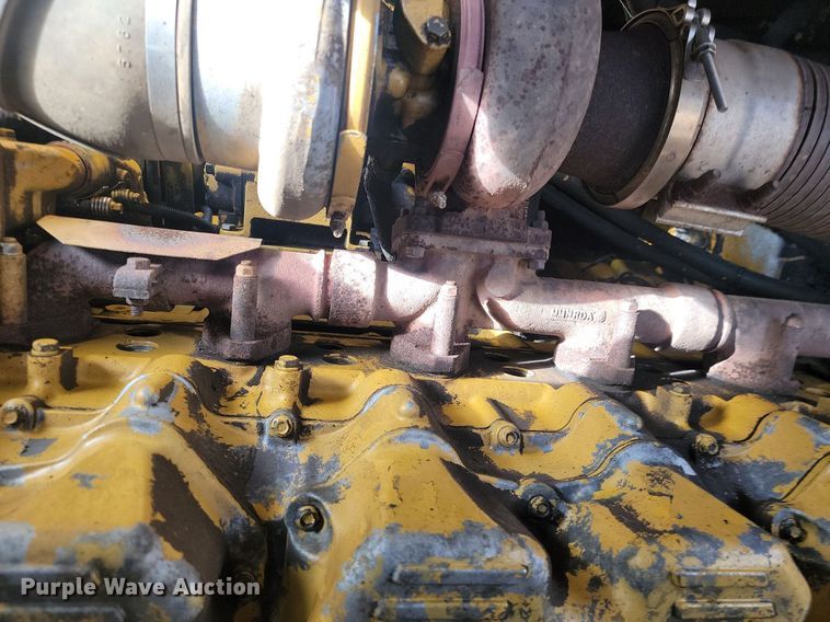 image for item JG9626 1989 Caterpillar 627E  conventional scraper