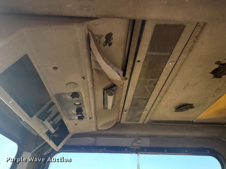 image for item JG9627 1995 John Deere 862B  elevating scraper