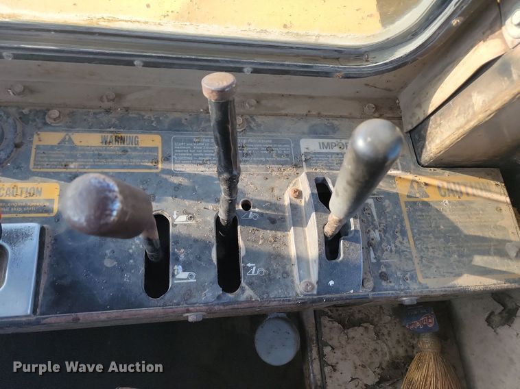 image for item JG9627 1995 John Deere 862B  elevating scraper