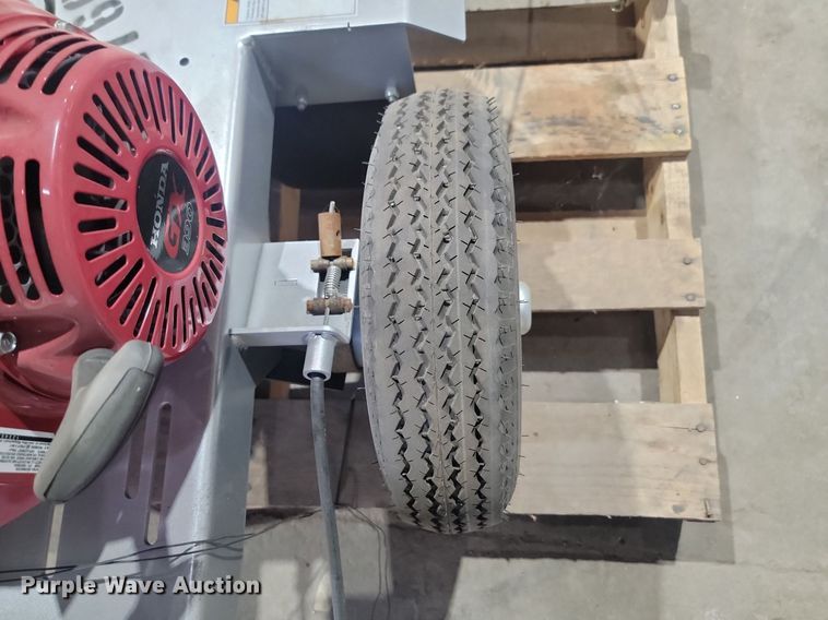 image for item JG9631 Dosko 337-13HC  stump grinder