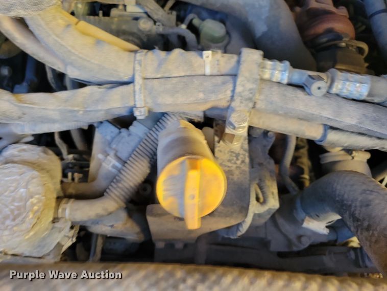 image for item JG9636 2017 Takeuchi TL10V2  skid steer loader