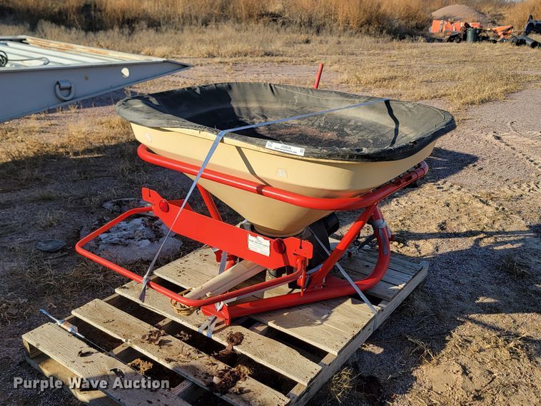 image for item JG9638 Vicon  spreader