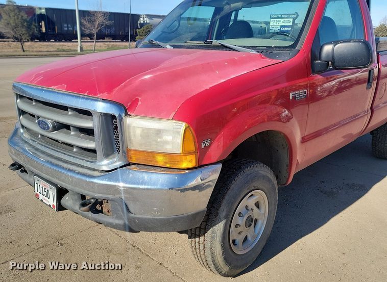image for item JG9651 1999 Ford F250 Super Duty  pickup truck