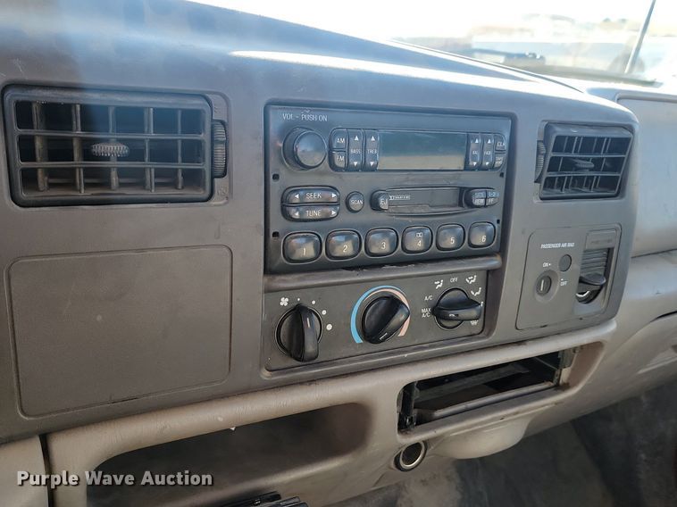 image for item JG9651 1999 Ford F250 Super Duty  pickup truck