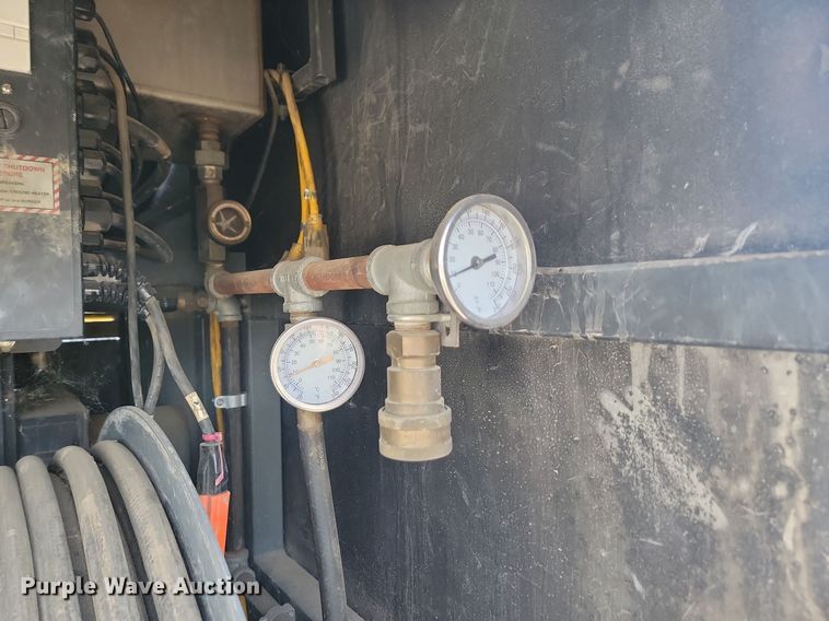 image for item JG9654 2013 Wacker Neuson E3000  ground thaw trailer