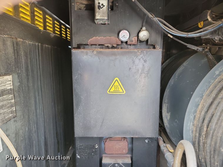 image for item JG9654 2013 Wacker Neuson E3000  ground thaw trailer