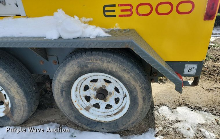 image for item JG9654 2013 Wacker Neuson E3000  ground thaw trailer