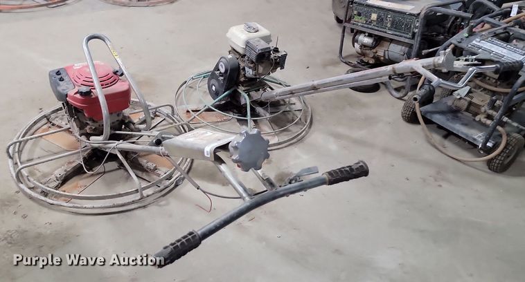 image for item JG9673 (2) Power trowels