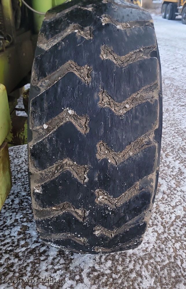 image for item JG9674 1972 Terex 72-51 AA  wheel loader