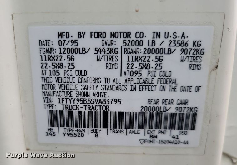 image for item JG9675 1995 Ford LTA9000  dump truck