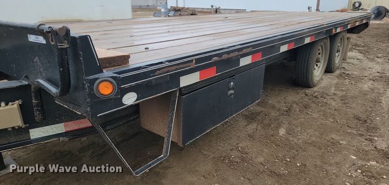 image for item JG9676 2012 Dressen Custom Trailers  utility trailer