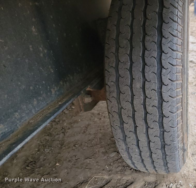 image for item JG9676 2012 Dressen Custom Trailers  utility trailer