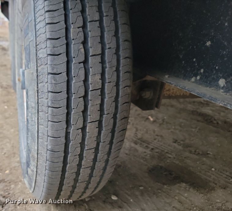 image for item JG9676 2012 Dressen Custom Trailers  utility trailer