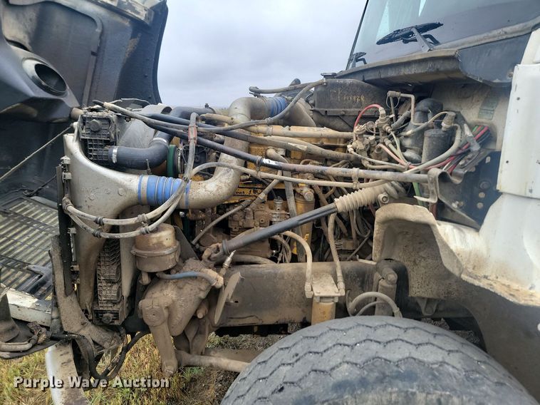 image for item JG9685 1999 Freightliner FL112  dump truck