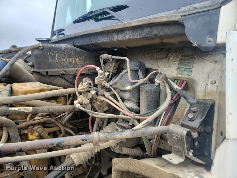 image for item JG9685 1999 Freightliner FL112  dump truck