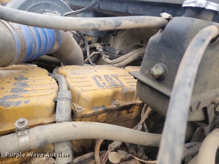 image for item JG9685 1999 Freightliner FL112  dump truck