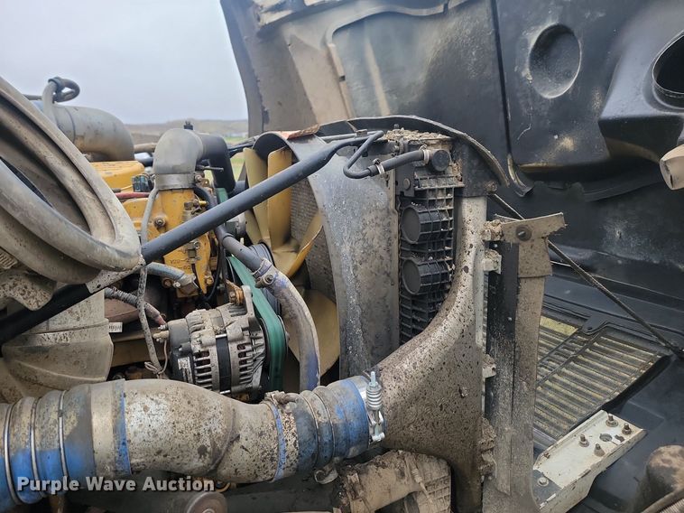 image for item JG9685 1999 Freightliner FL112  dump truck