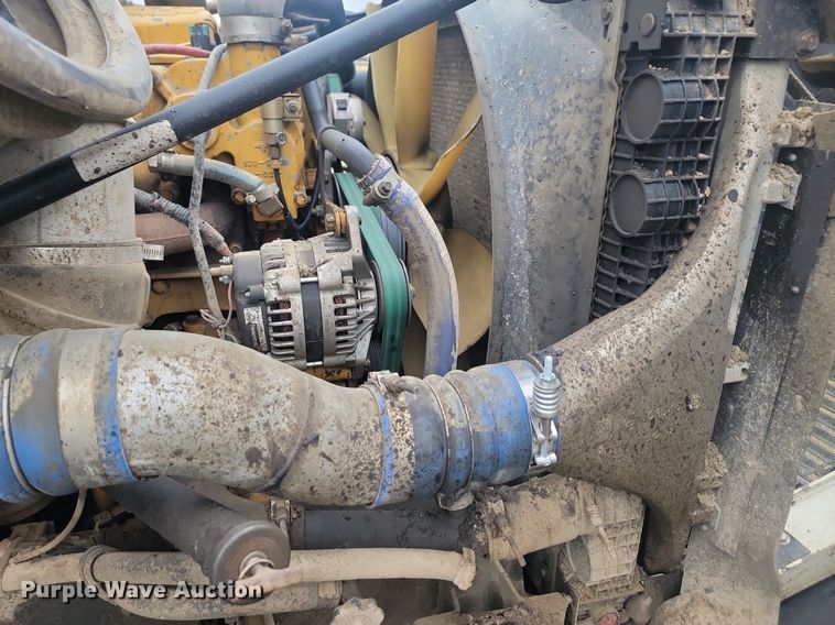 image for item JG9685 1999 Freightliner FL112  dump truck