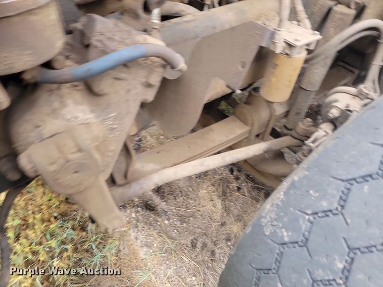 image for item JG9685 1999 Freightliner FL112  dump truck