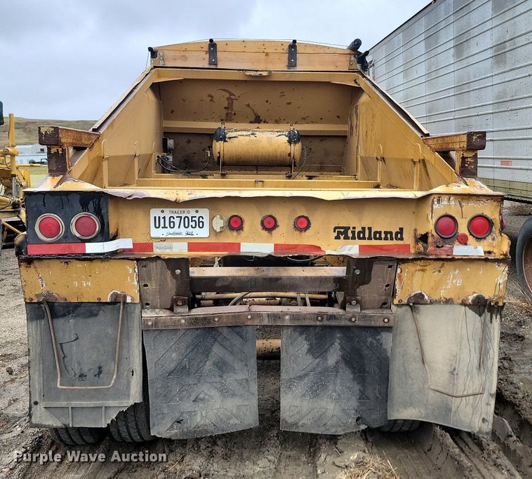 image for item JG9686 1996 Midland MG 40 Clam  bottom dump trailer