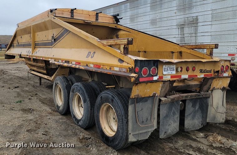 image for item JG9686 1996 Midland MG 40 Clam  bottom dump trailer