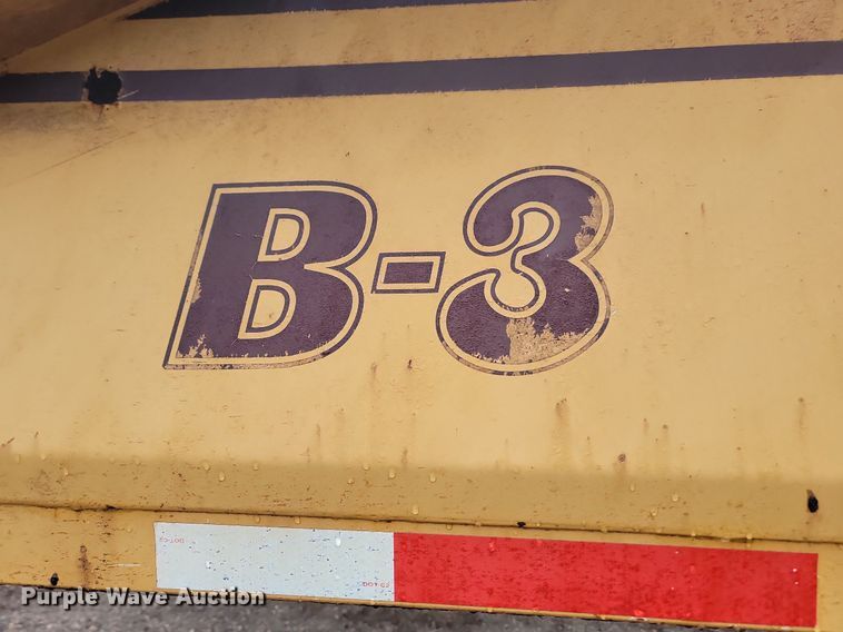 image for item JG9686 1996 Midland MG 40 Clam  bottom dump trailer