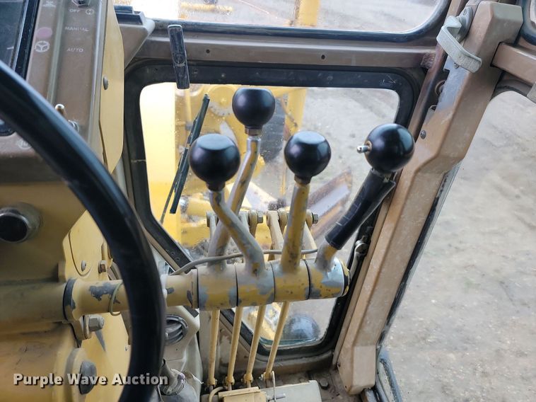 image for item JG9687 1992 Caterpillar 140G  motor grader