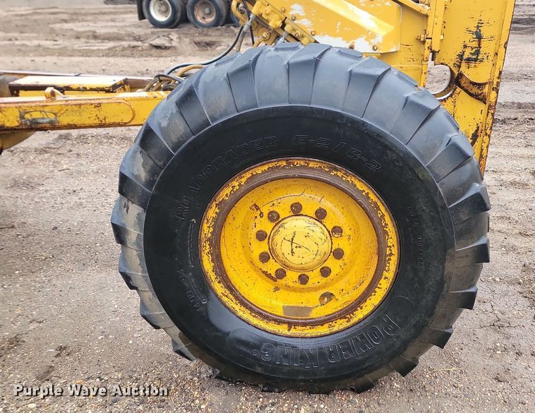 image for item JG9687 1992 Caterpillar 140G  motor grader