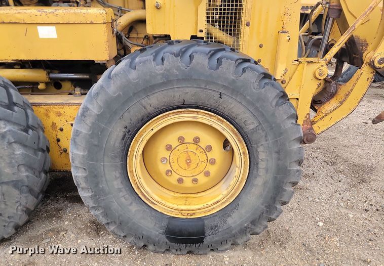 image for item JG9687 1992 Caterpillar 140G  motor grader