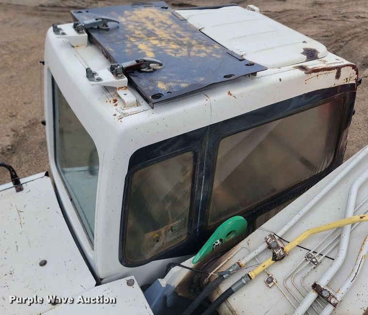 image for item JG9688 1997 Link-Belt 3400 Quantum  long reach excavator