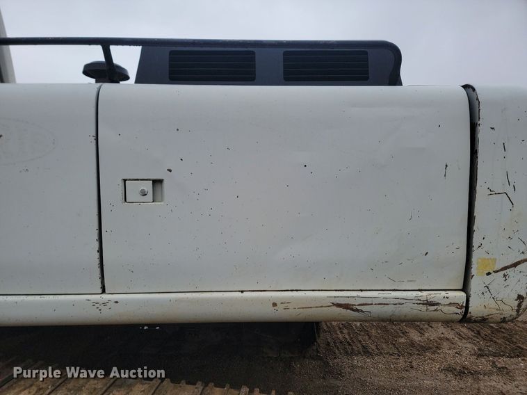 image for item JG9688 1997 Link-Belt 3400 Quantum  long reach excavator